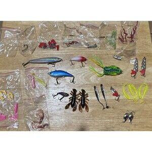 Fishing Lure 114 Pieces Set 2025 Adventure Calendar Fishing Lure Set